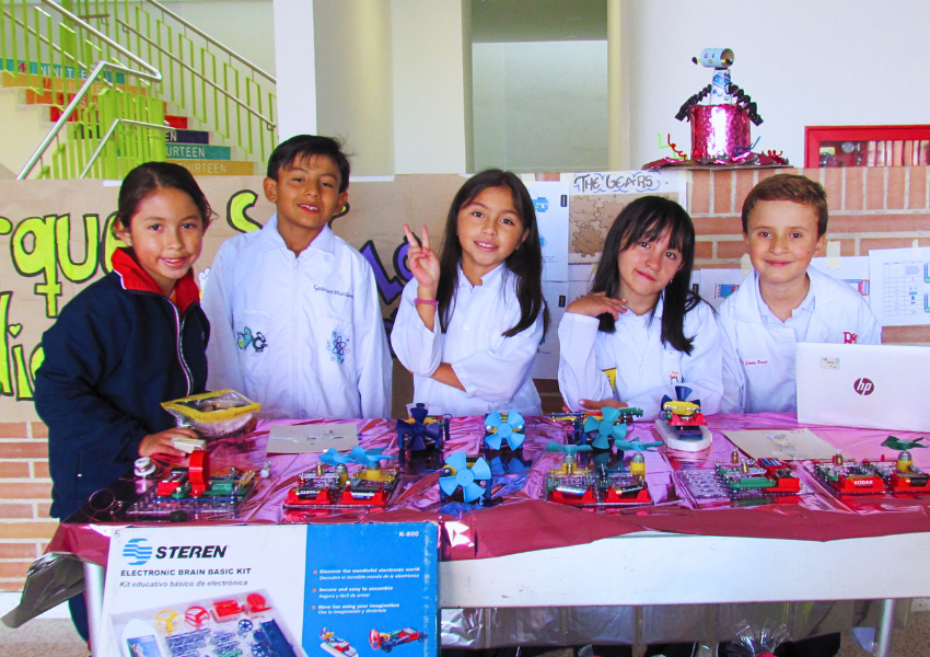 PRIMARIA salones y espacios laboratorios